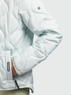 Khujo Vestes De Mi-saison Veste Mi-saison Alma Femme Vert Clair -ventes de vêtements khujo be04029a597cd3b1fd41622c2adecb9c scaled